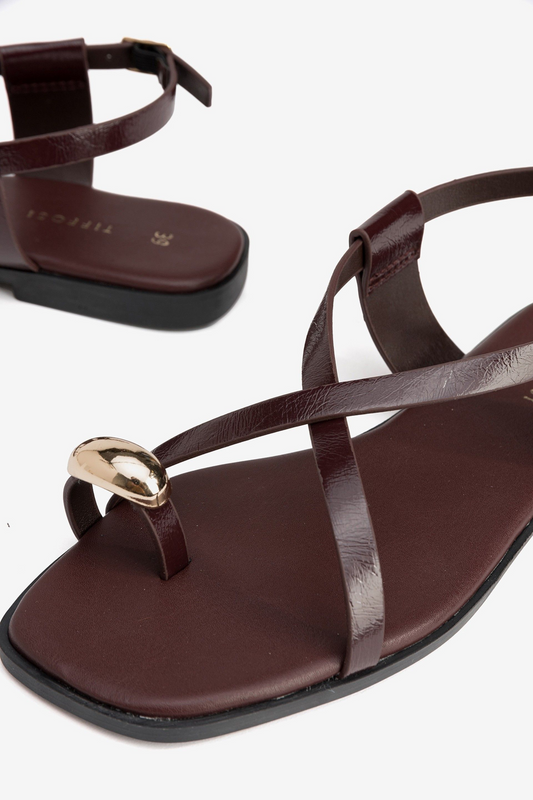 Macau sandal